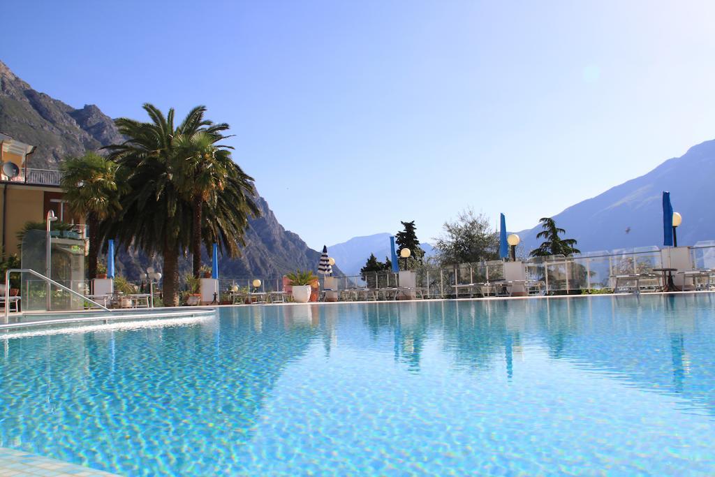 Hotel Riviera Limone sul Garda Exterior foto