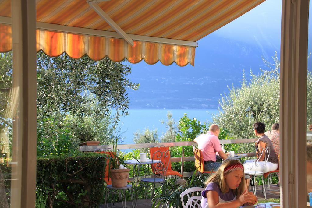 Hotel Riviera Limone sul Garda Exterior foto