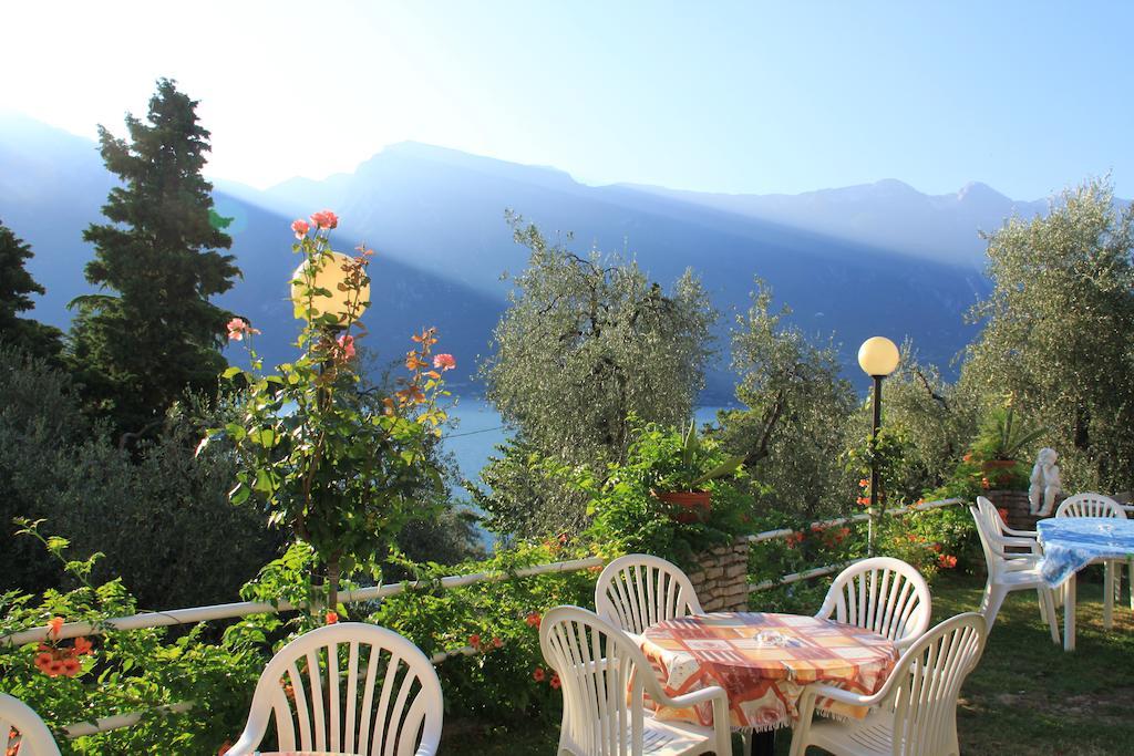 Hotel Riviera Limone sul Garda Exterior foto