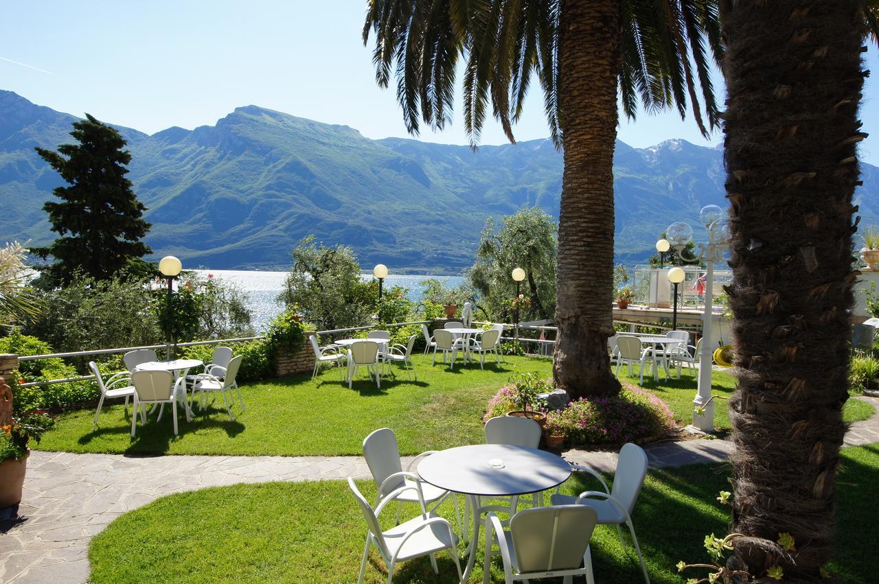 Hotel Riviera Limone sul Garda Exterior foto