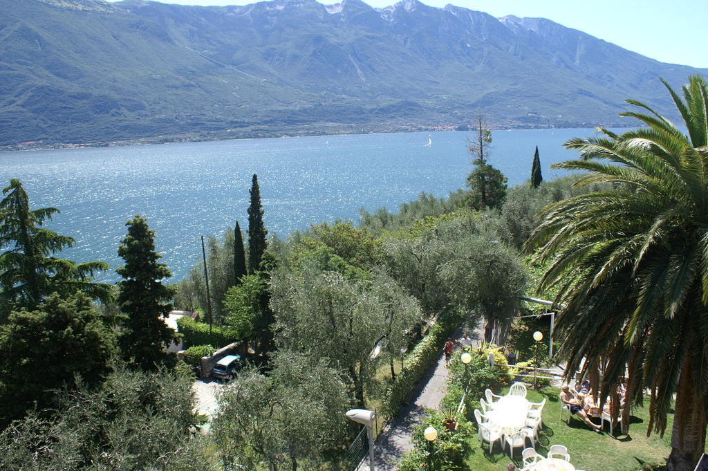 Hotel Riviera Limone sul Garda Exterior foto