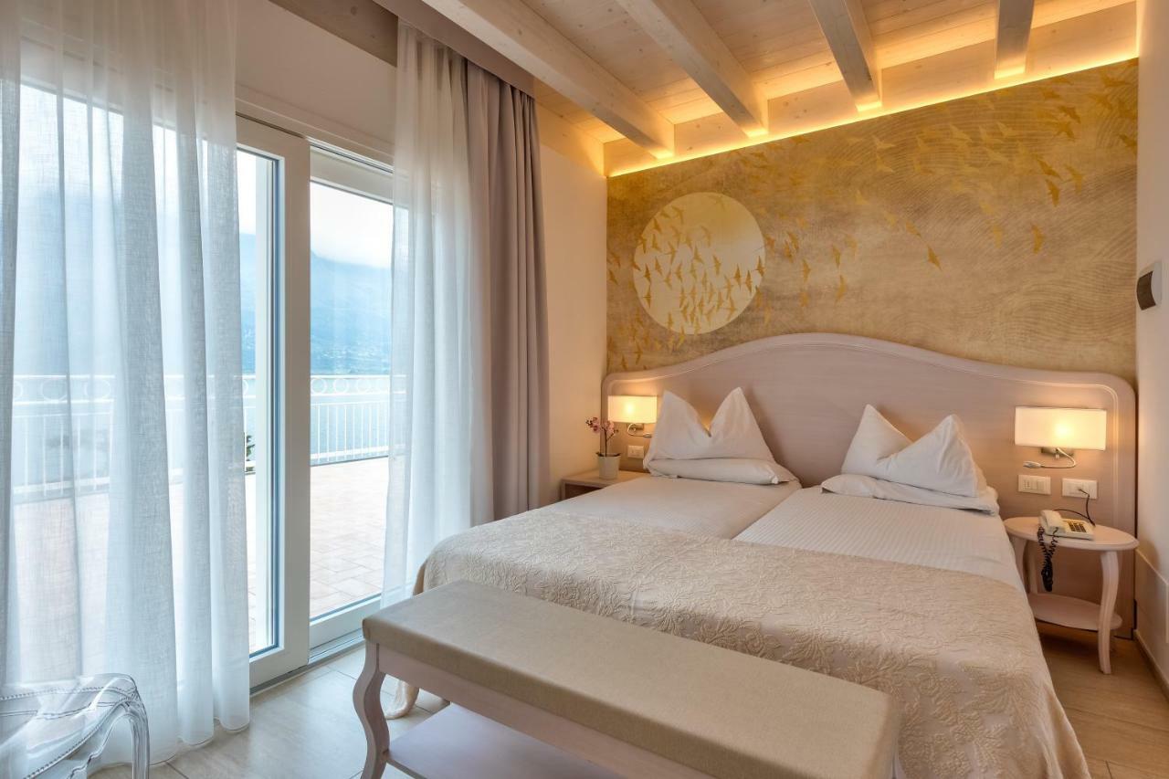 Hotel Riviera Limone sul Garda Exterior foto